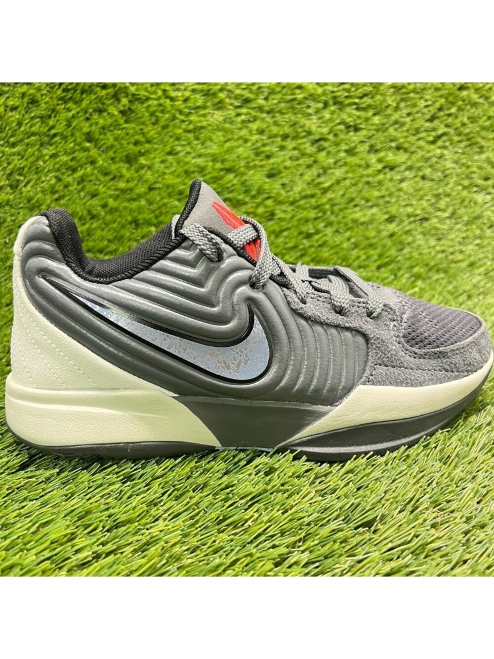 Nike Ja 2 Boys Size 4Y Iron Gray Blue Athletic Running Basketball Shoes Sneakers